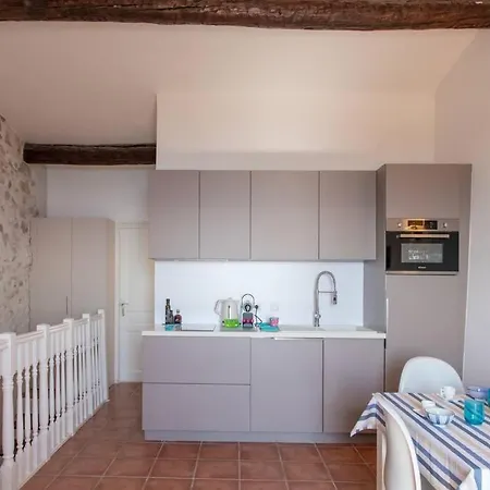 A9 - 1 Bdr Fantastic Sea View Remparts Old - Ac Apartment Antibes